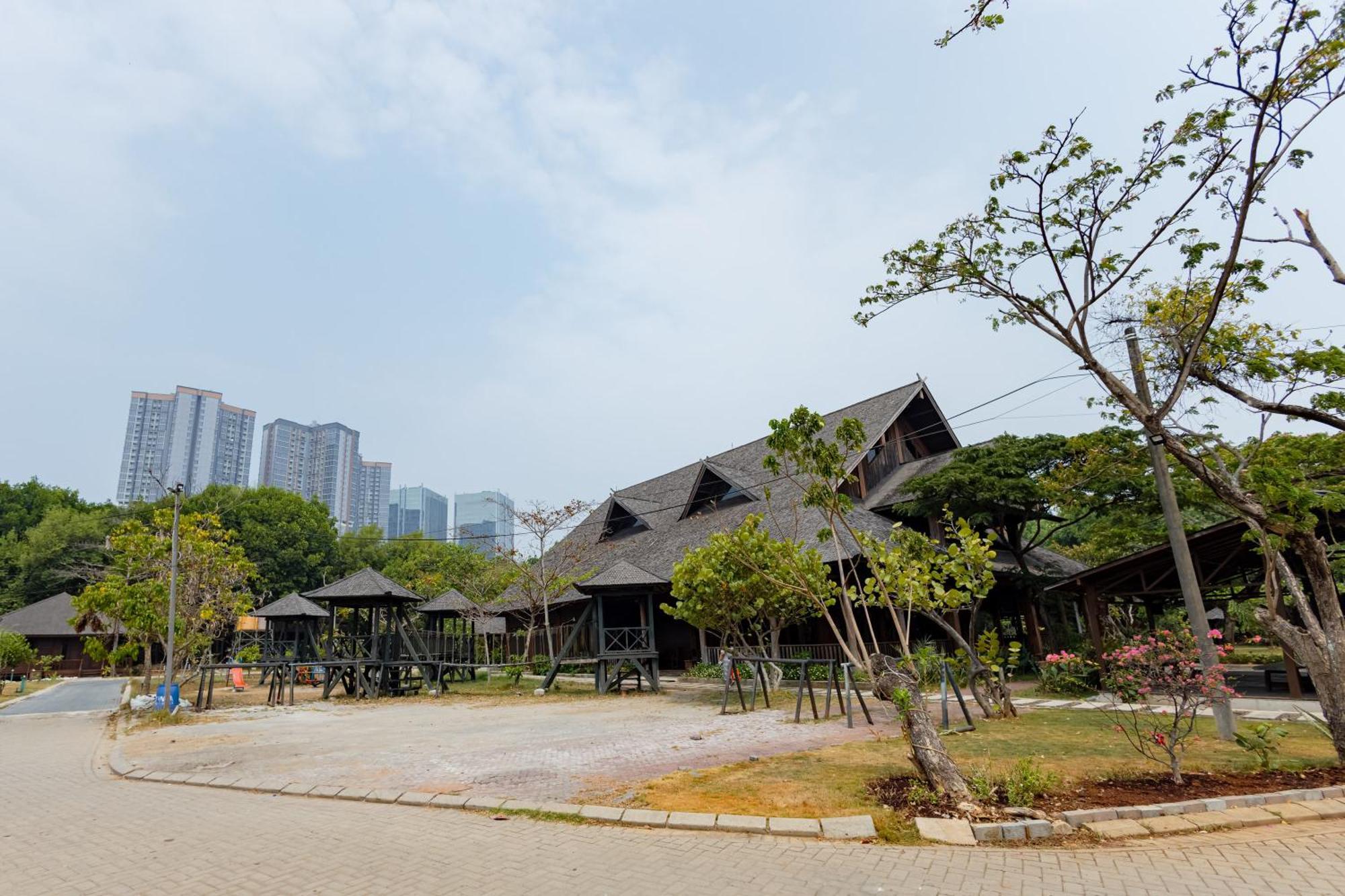 Reddoorz Resort @ Taman Wisata Mangrove Jakarta Exterior photo