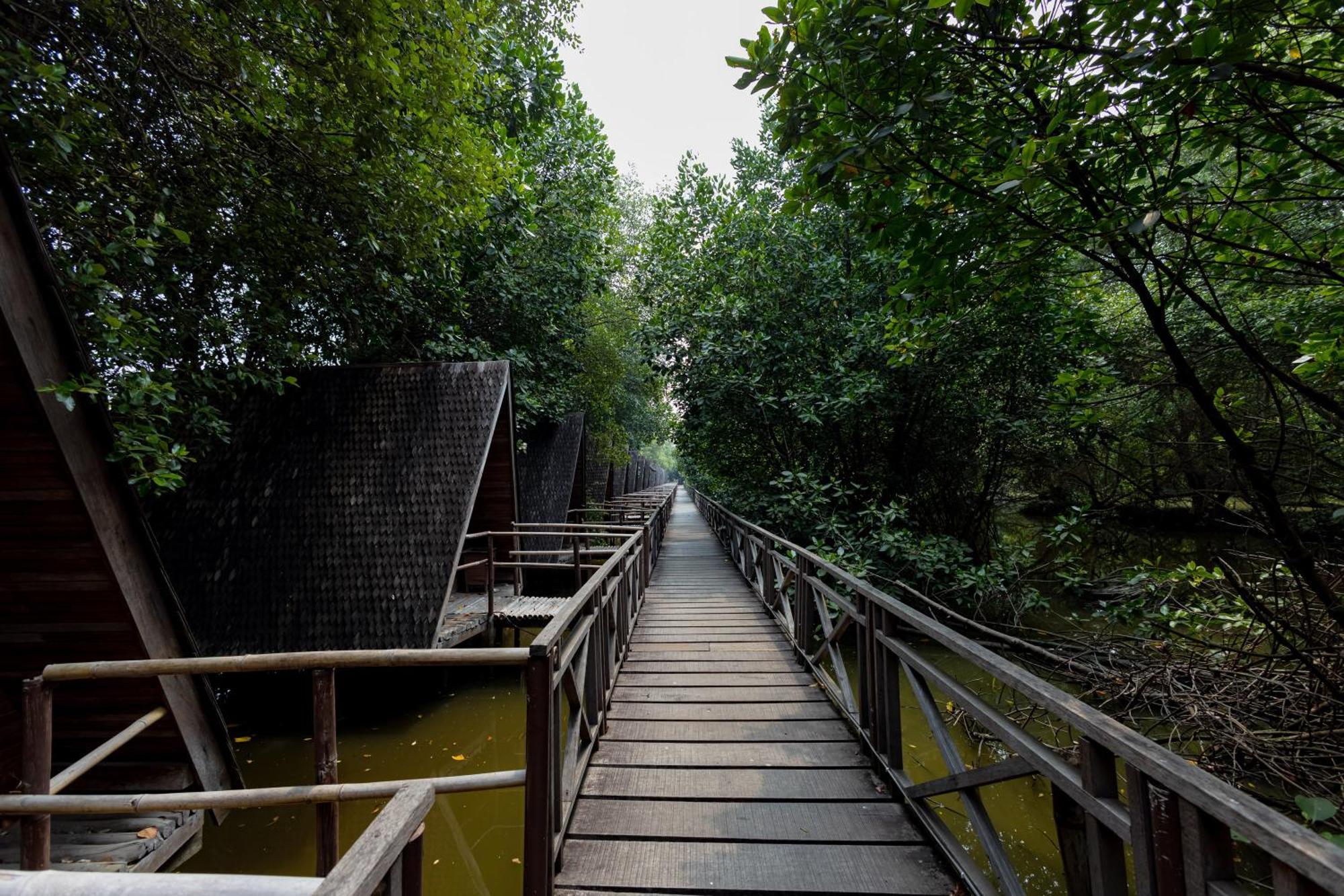 Reddoorz Resort @ Taman Wisata Mangrove Jakarta Exterior photo